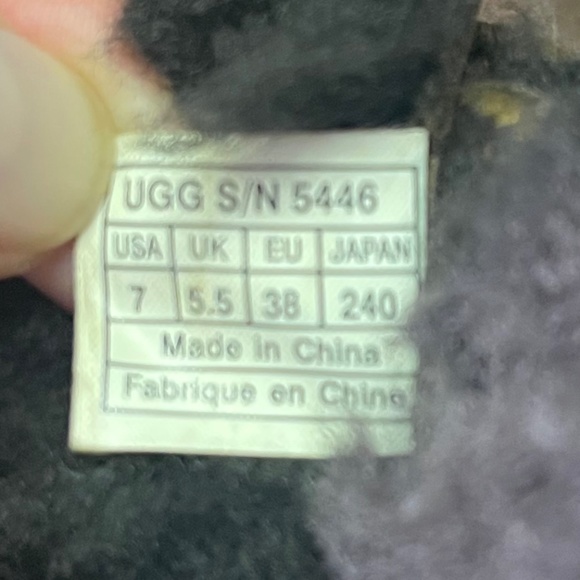 UGG Brown Adirondack III Waterproof Boots sz 7 - Picture 9 of 9